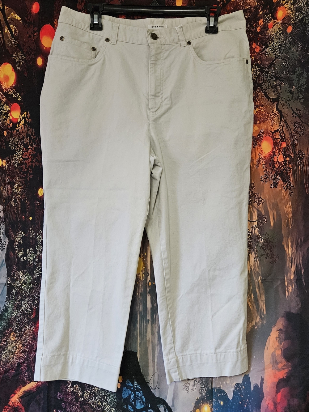 Jones Sport Beige Stretch Capris
